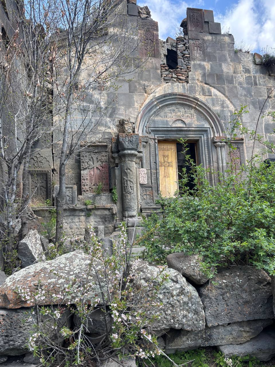 Eco-tour Garni-Khosrov Forest-Aghjots Monastery