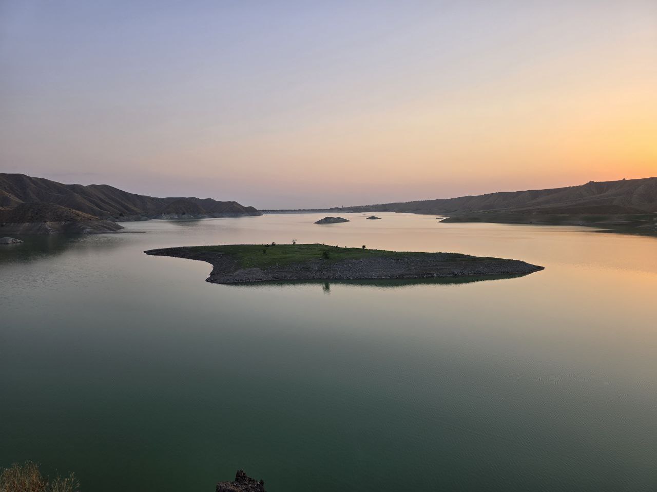 Hiking from Garni: Mashtots Hayrapet Church, Symphony of Stones, Azat Reservoir.
